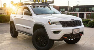2005 grand cherokee lifted