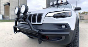 accessories for jeep trailhawk